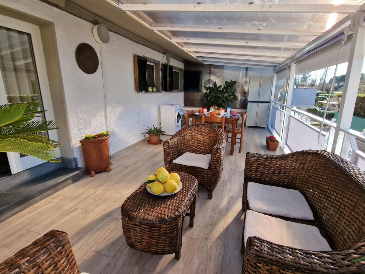 Tra Forte Dei Marmi E Marina Di Massa - Il Melograno Kültér fotó